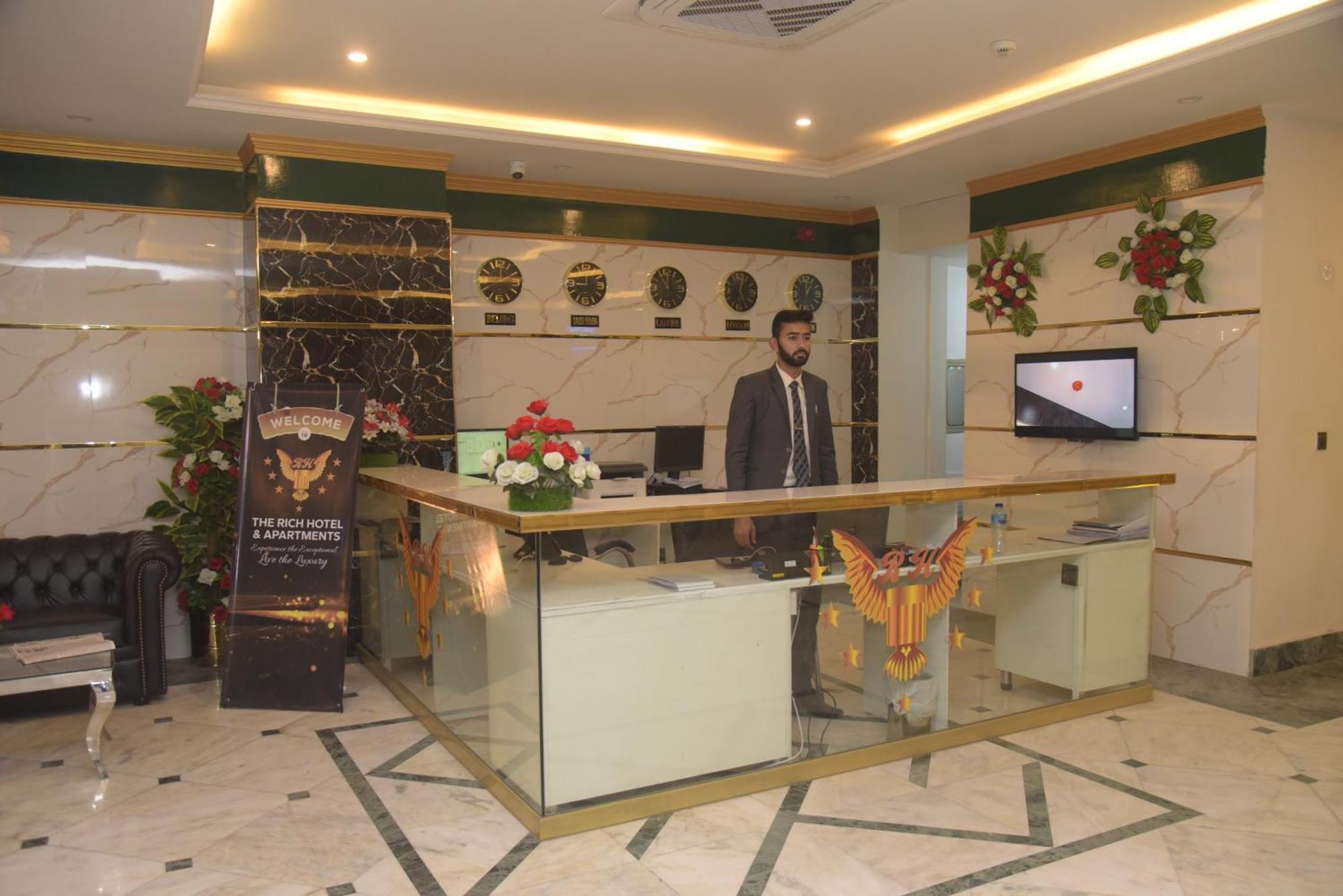 The Rich Hotel & Apartments Lahore Exterior foto